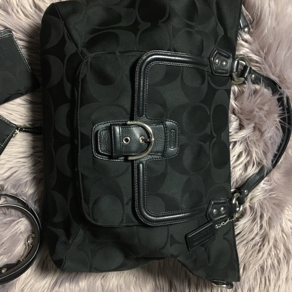 Coach Campbell Signature Izzy Fashion Satchel - Picture 7 of 12